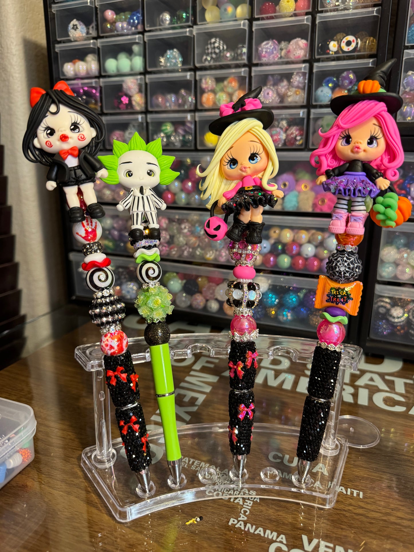 09 - Halloween Clay Doll Pen